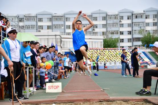青春无畏逐梦扬威运动会主题展示,哈工程运动会记录