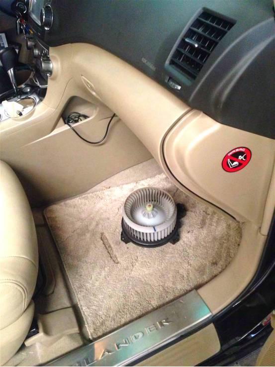 怎么自己动手清洗汽车空调蒸发箱,空调管路杀菌和蒸发箱清洗的区别