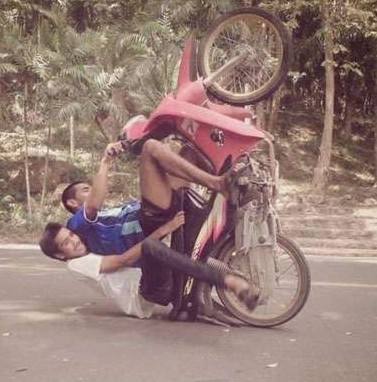 同学聚会讲的经典小笑话,同学聚会笑话幽默段子30年