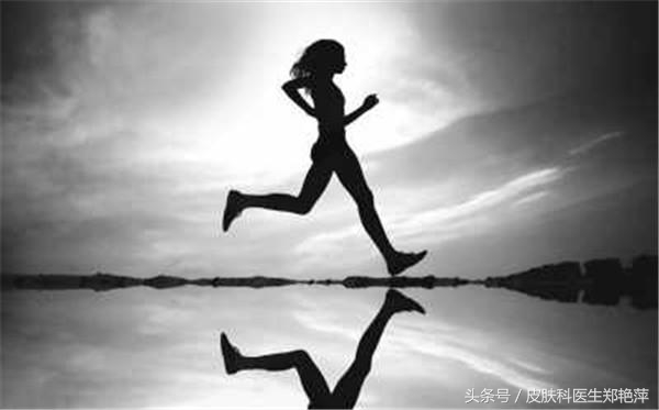 白癜风长在脸上怎么办,脸上长白癜风怎么导致的