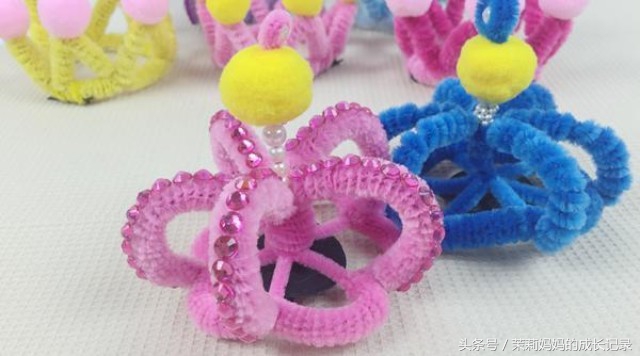 扭扭棒做小皇冠,如何用扭扭棒做一个小的皇冠