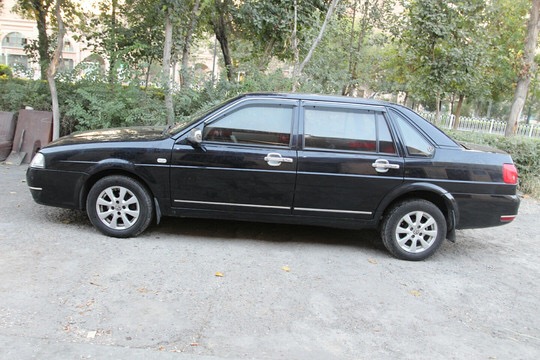 此车被视为史上最低调，明明是轿车，偏偏有人说它是辆SUV