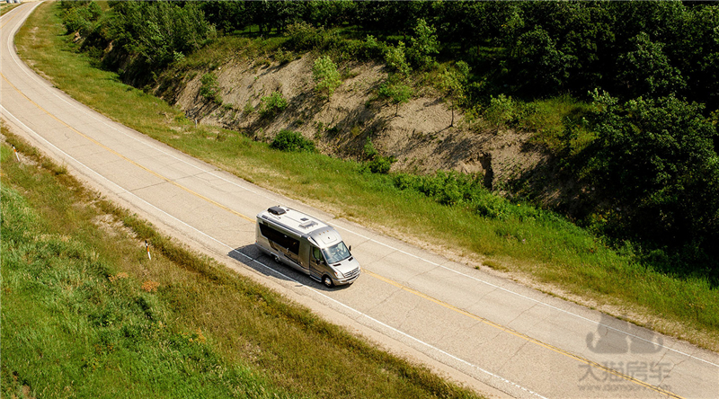奔驰房车斯宾特豪华大空间,奔驰豪华房车零下50度旅行