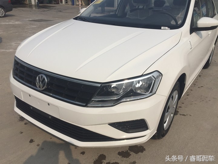 小伙买十万元二手车,小伙几千块钱买二手车