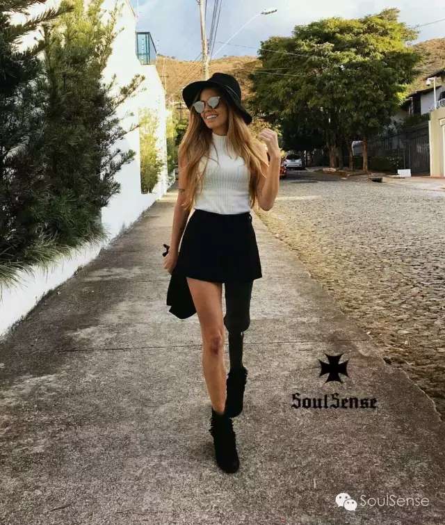 机械臂纹身手稿,机械臂纹身过程