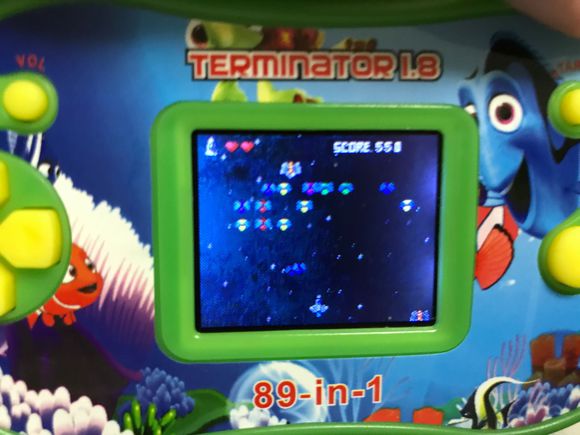 国产换屏游戏机,还记得小时候玩的游戏吗图片