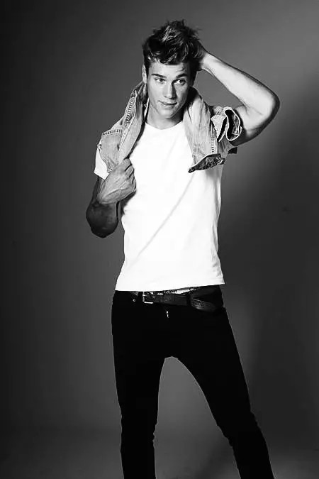 纯棉和涤棉的布料有什么区别,棉涤t恤和纯棉有什么区别