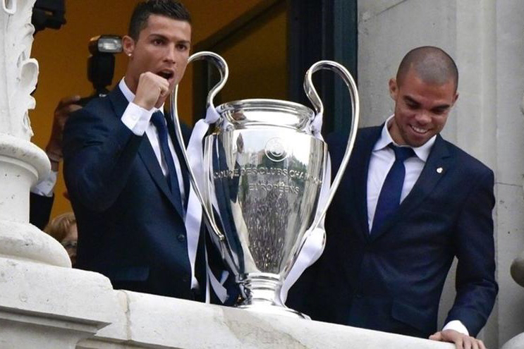 看球27年偶像只有这三位祝福C罗加冕欧冠