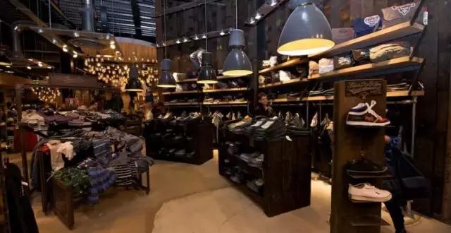 涨姿势了！原来一些炙手可热的服饰品牌，都属于这几大集团