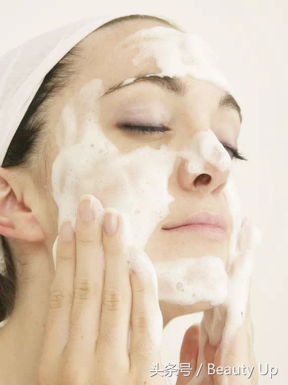 卸妆不到位会口红中毒,卸妆不到位的后果图片