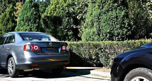 汽车半路熄火的原因和处理方法,一招搞定汽车突然熄火