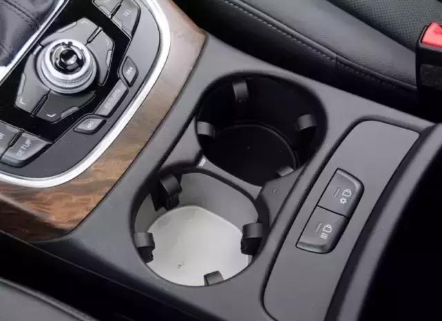 十年车龄的奥迪q5值得买吗,17万公里的奥迪q5还值得购买吗