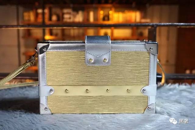 lv小箱子限定款,lv小箱子值得买么