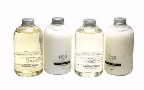 头发很油洗头可以不用洗发水吗,天天洗头发还是很油用什么洗发水