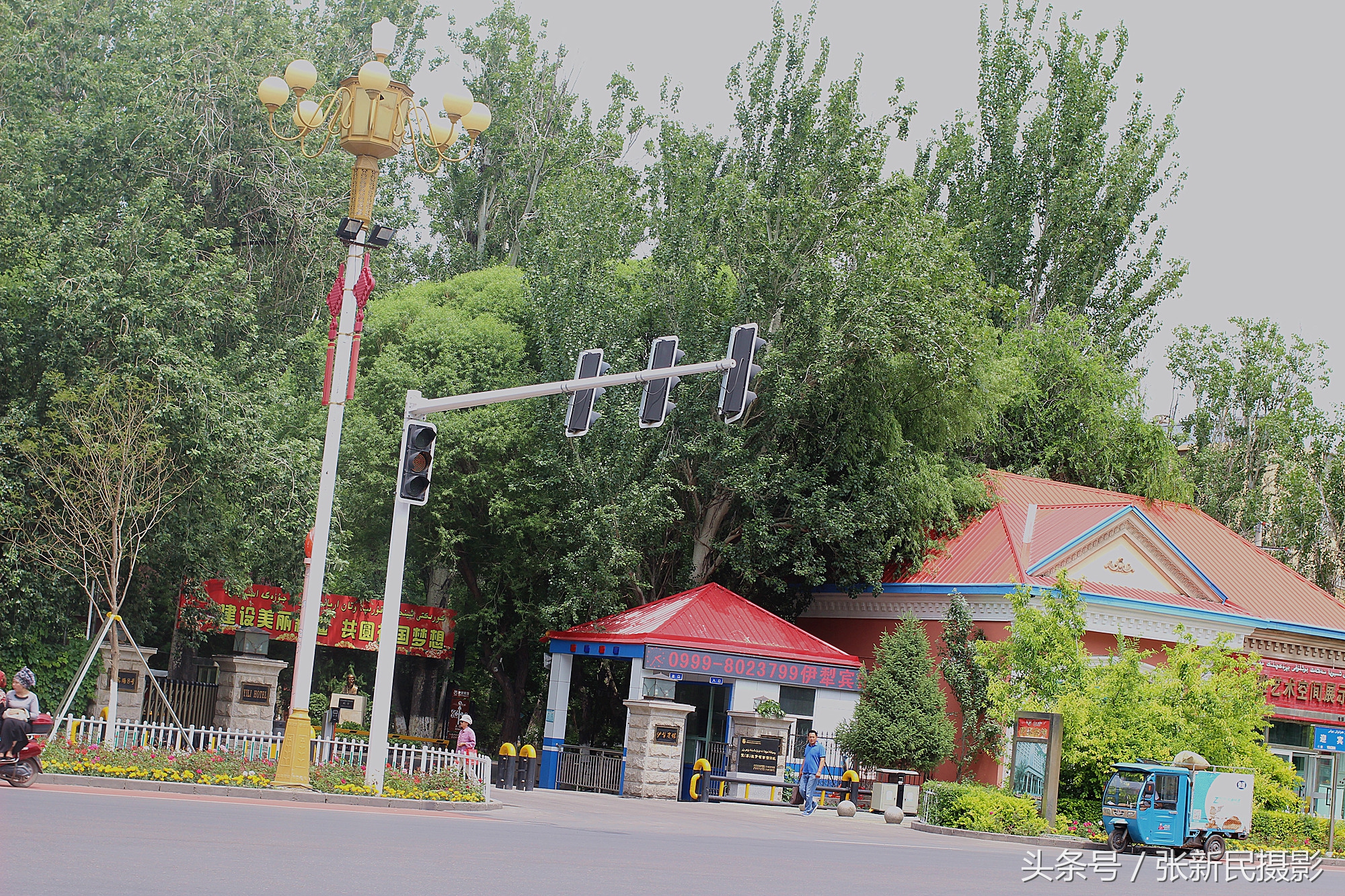 百年俄罗斯建筑保存完好白杨茂盛