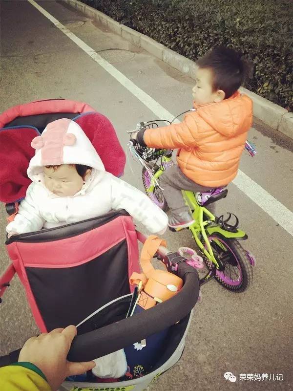 盘点我家小少爷那一停车场的各色小车究竟都有没有用！