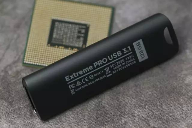 闪迪至尊高速u盘,闪迪usb3.1至尊超极速固态u盘