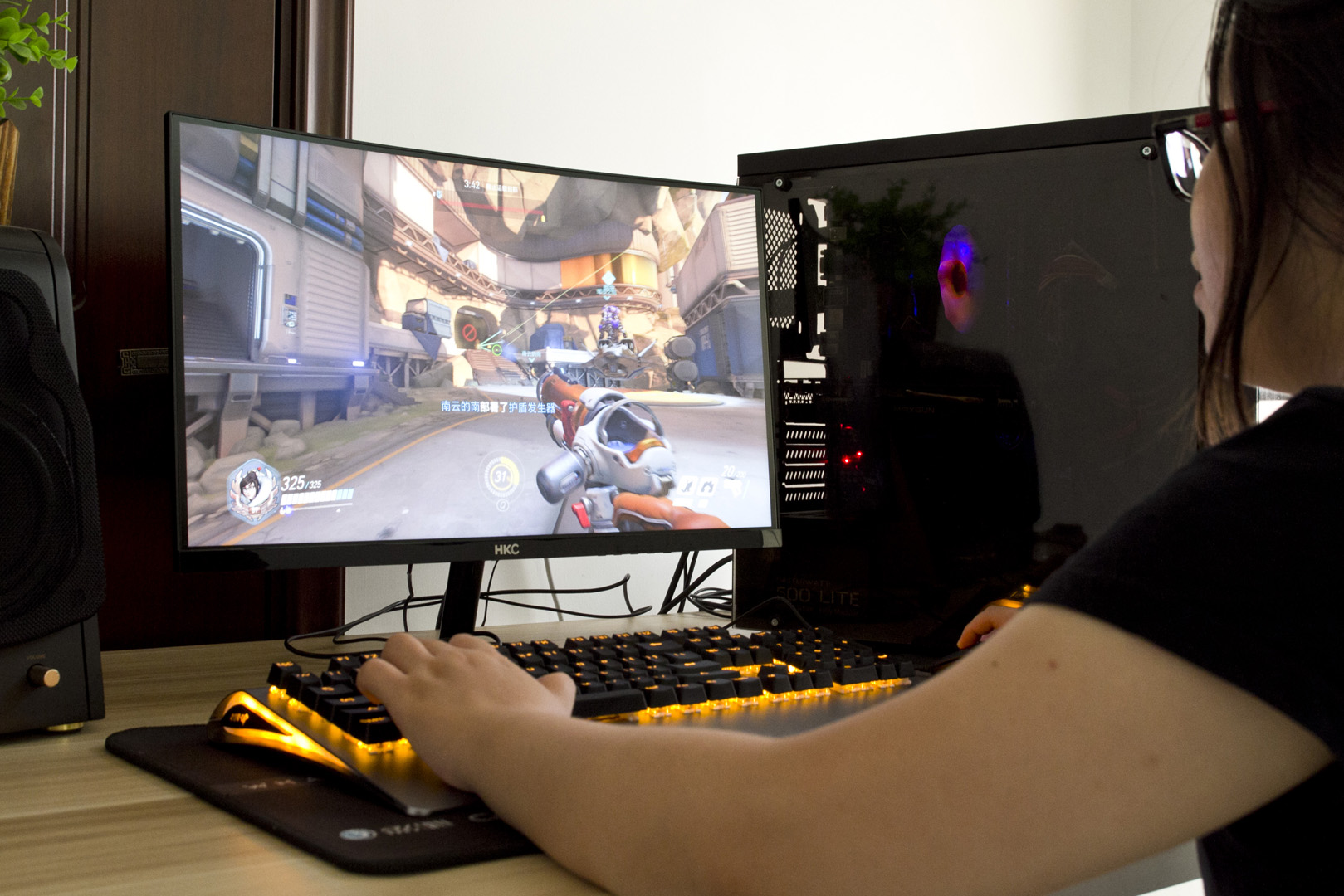 超薄边框+曲面体验，京东618特惠入手HKCCH70