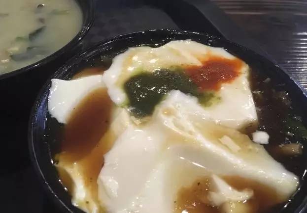 精彩搜街｜不到1000米的麦岛路北段竟然有35家大大小小的饭店！