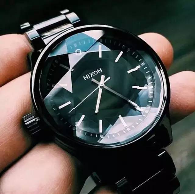 盘点几款有名的腕表 (市面上比较热销的几款高端腕表)