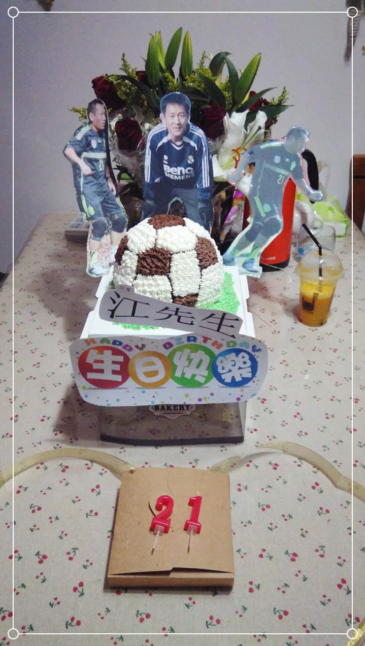 南京老牌足球队,因为喜欢足球所以坚持