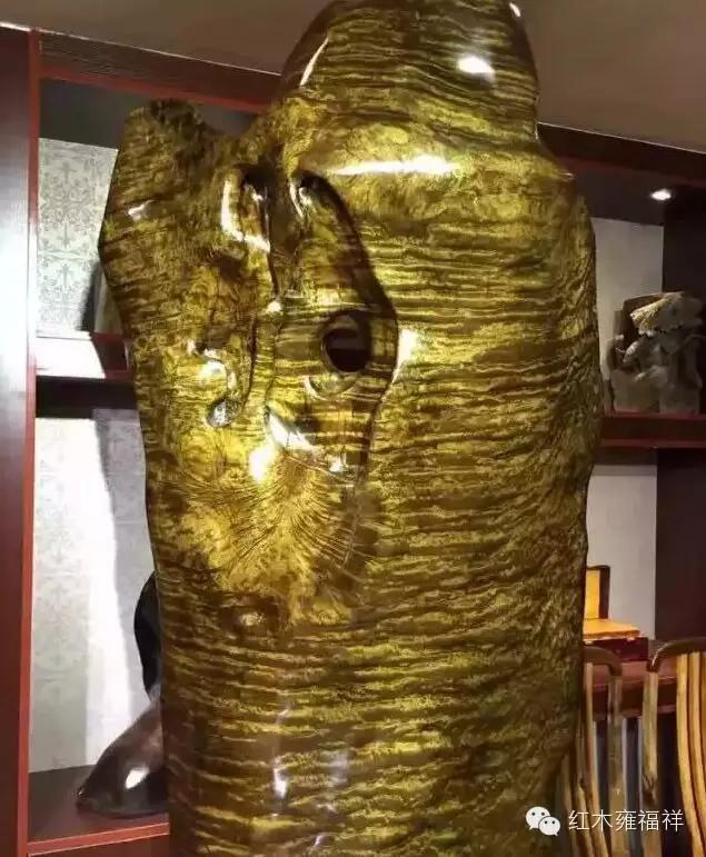 金丝楠和木中熊猫,阴沉木大熊猫