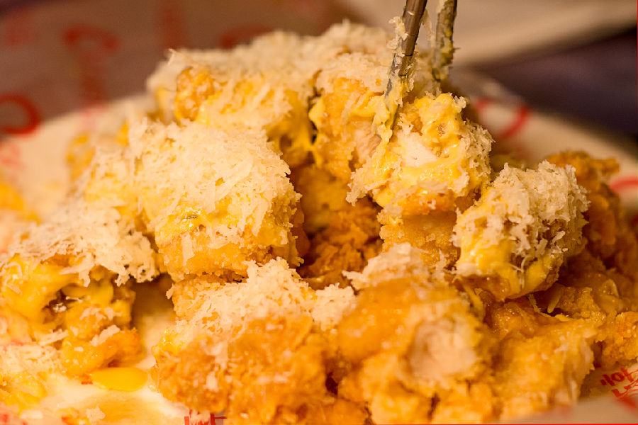 炸鸡控请抱紧我,wuli都教授代言的炸鸡店来啦~