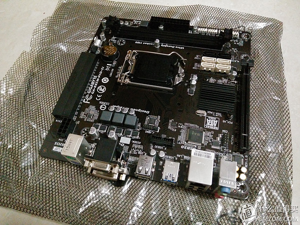 主打网咖市场和外观*党**---HKCX320（轻度测评）