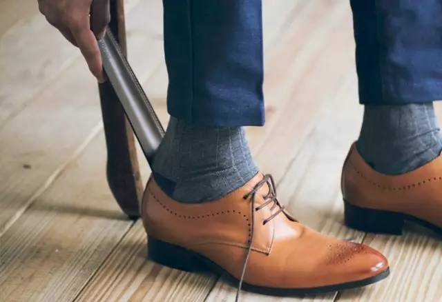 如何正确皮鞋护理清洁保养两不误,皮鞋怎么进行日常保养护理