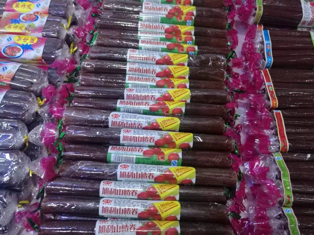 童年的味道是抹不去的记忆，这些零食在哈尔滨市场仍然能买到，看看你吃过几样？