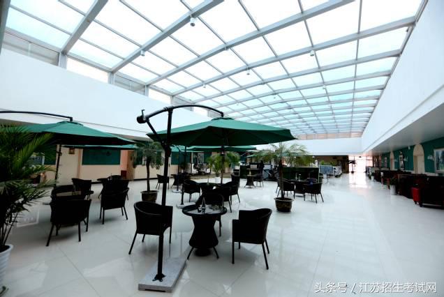 就业率最高的七所院校,潘安湖六所大学