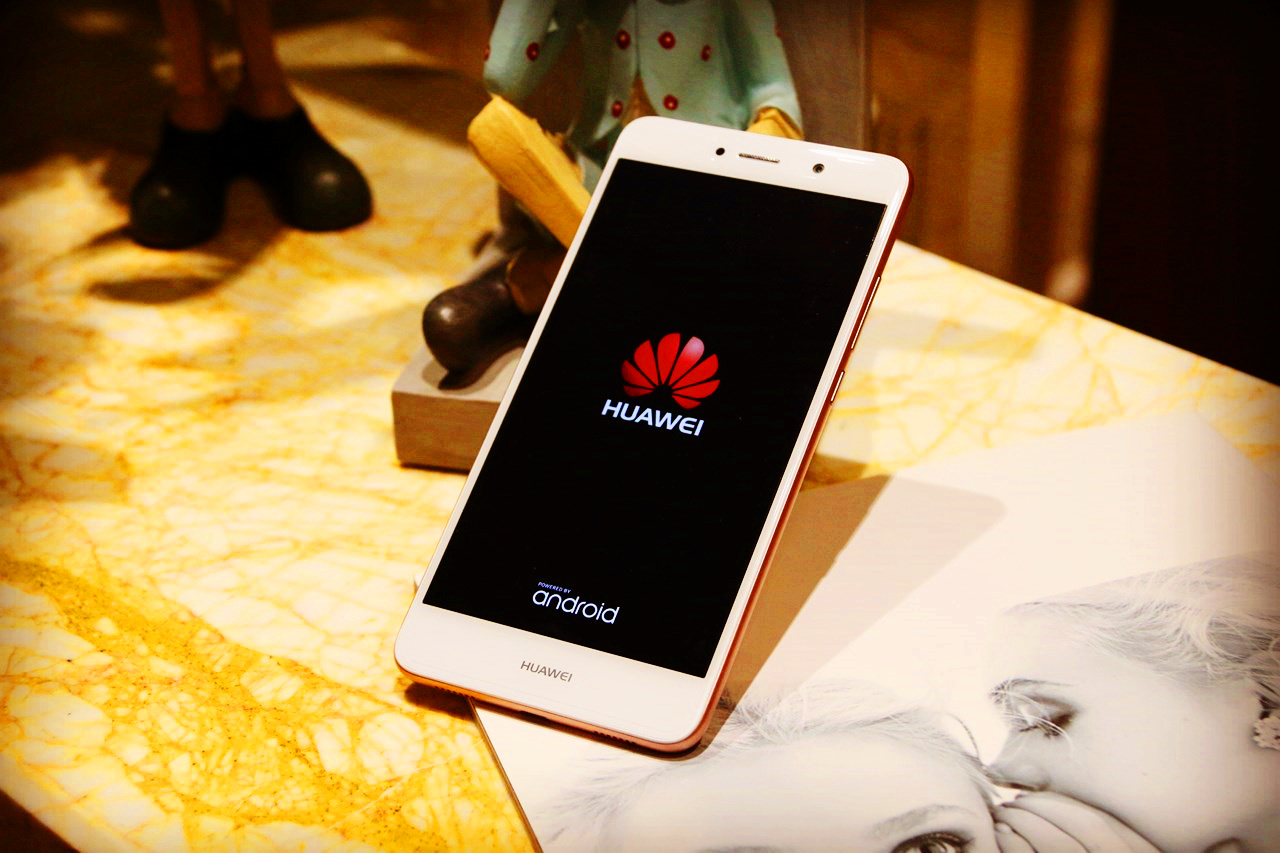 华为畅享7plus体验,华为畅享7plus2018年