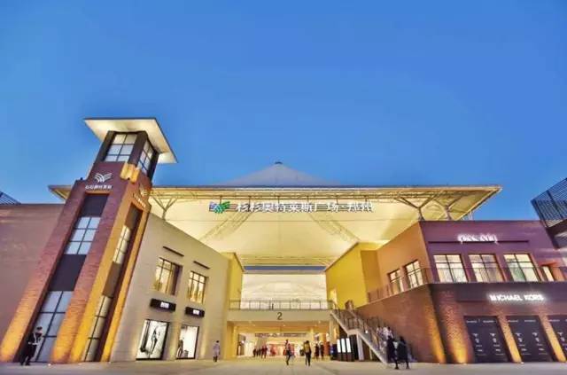 郑州的仲夏，与辛晓琪一起领悟爱的味道