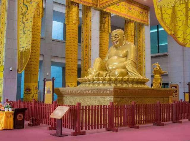 法门寺新寺院豪华壮阔,世界最有名的法门寺