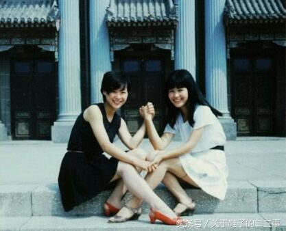 中国女性鞋履100年变迁史，从花盆底、三寸金莲到时髦高跟鞋