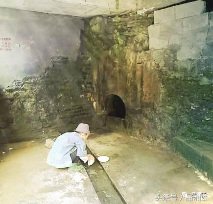 百年前，骤然消逝的苗寨“成江鬼井”，至今还是迷一样的存在