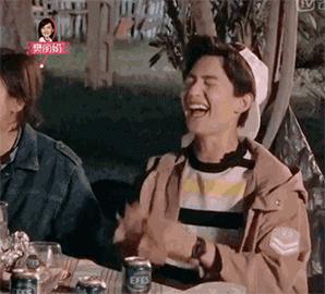 杨洋私下是什么样子的,颜值与风度并存的杨洋