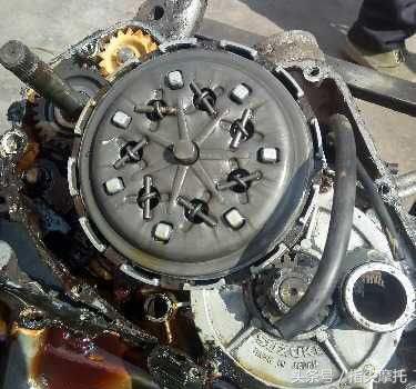 老款铃木tr125摩托改装,最老款铃木tr125