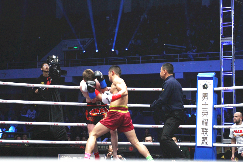 小虎铁英华最近情况,最新小虎铁英华比赛全过程