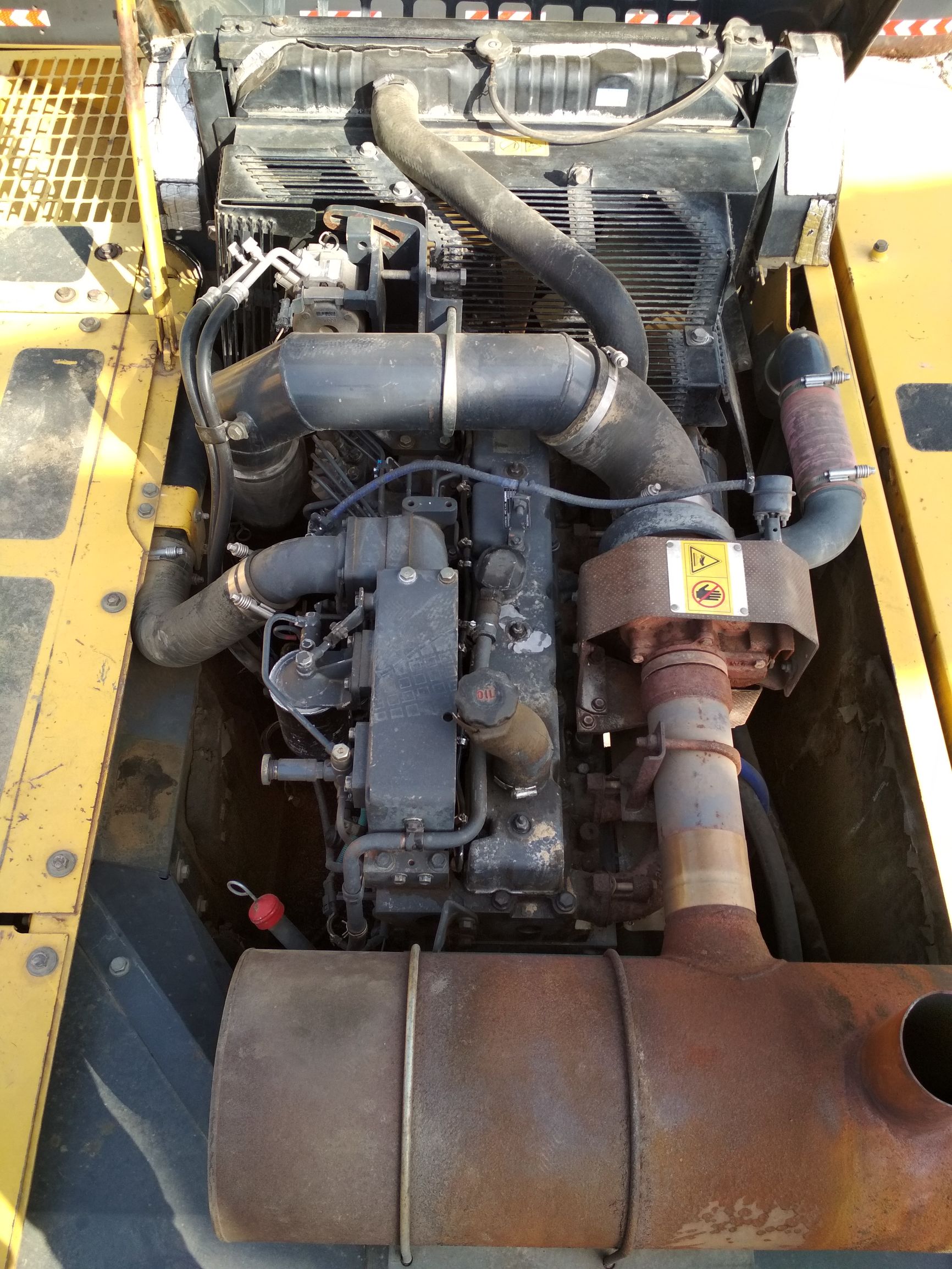 二手挖掘机分析,二手小松110挖掘机