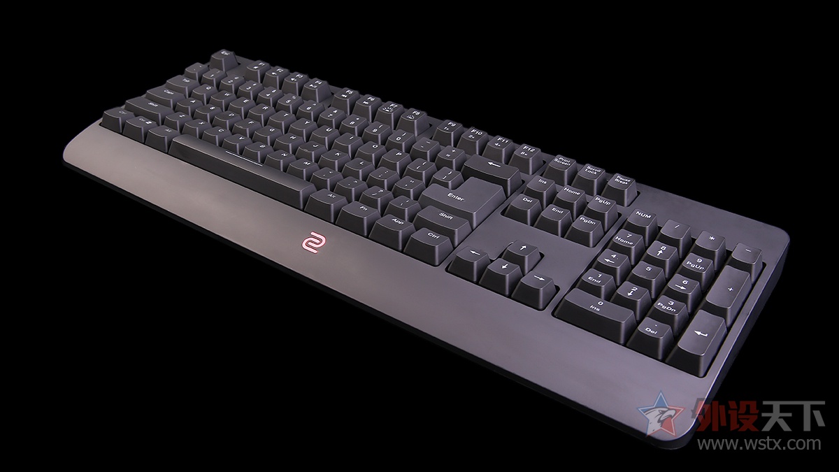 多彩机械键盘评测,雷迦机械键盘评测