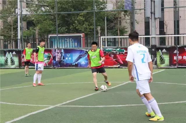 鐖辫秴瓒崇悆鑱旇禌,鐖辫秴鑱旇禌涓浗