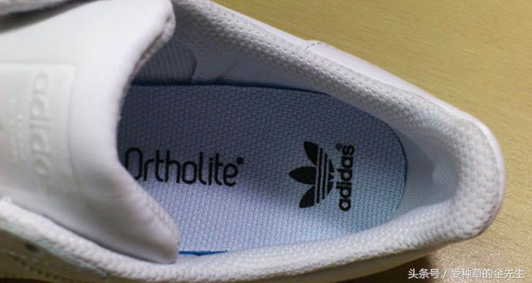 adidas哪个系列适合宽脚休闲鞋,绿尾小白鞋adidas有没有过时