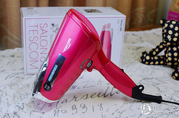 秀发水亮如丝的秘密!TESCOM黑科技TCD4000吹风机测评