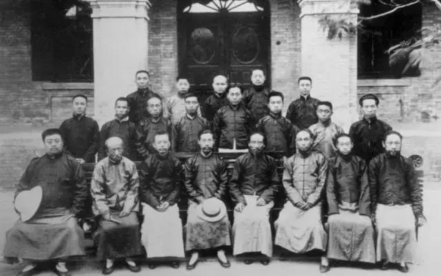 清华北大的全部视频,清华大学九十年代的照片