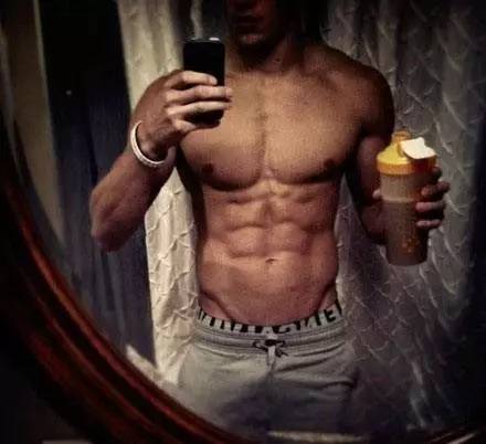 MH问答丨暴饮暴食，又开始节食？！请跟着小编科学健身……