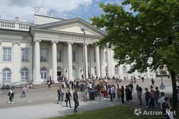 「直击卡塞尔」如何把卡塞尔打造成“最具政治性的”文献展?