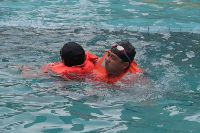 最稳的冲锋舟,很帅的冲锋舟