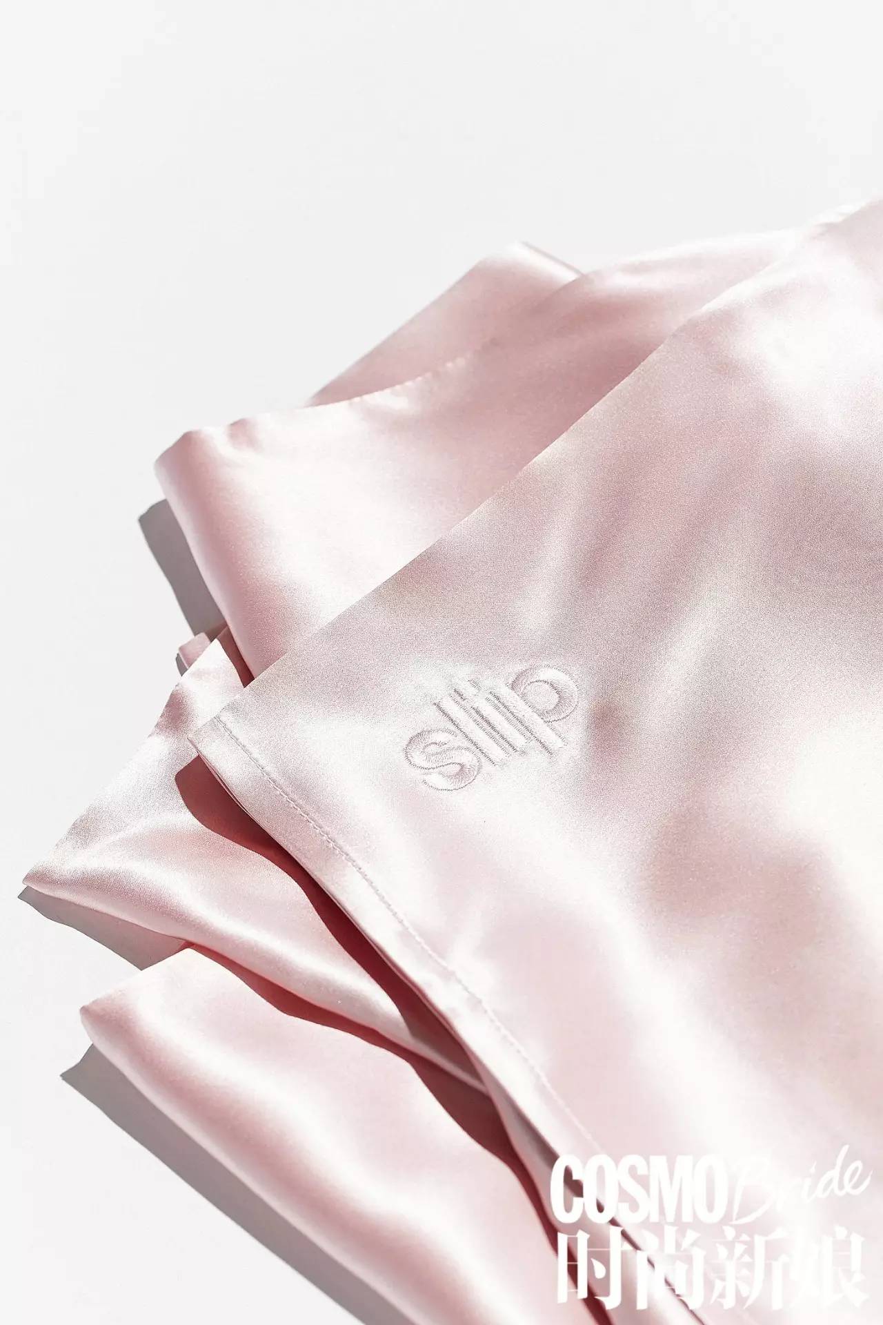 一件真丝让你美得特别高级,真丝类单品