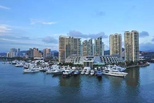 霸道总裁、米其林一星、西南第一，这家棒球餐吧到底什么来头？